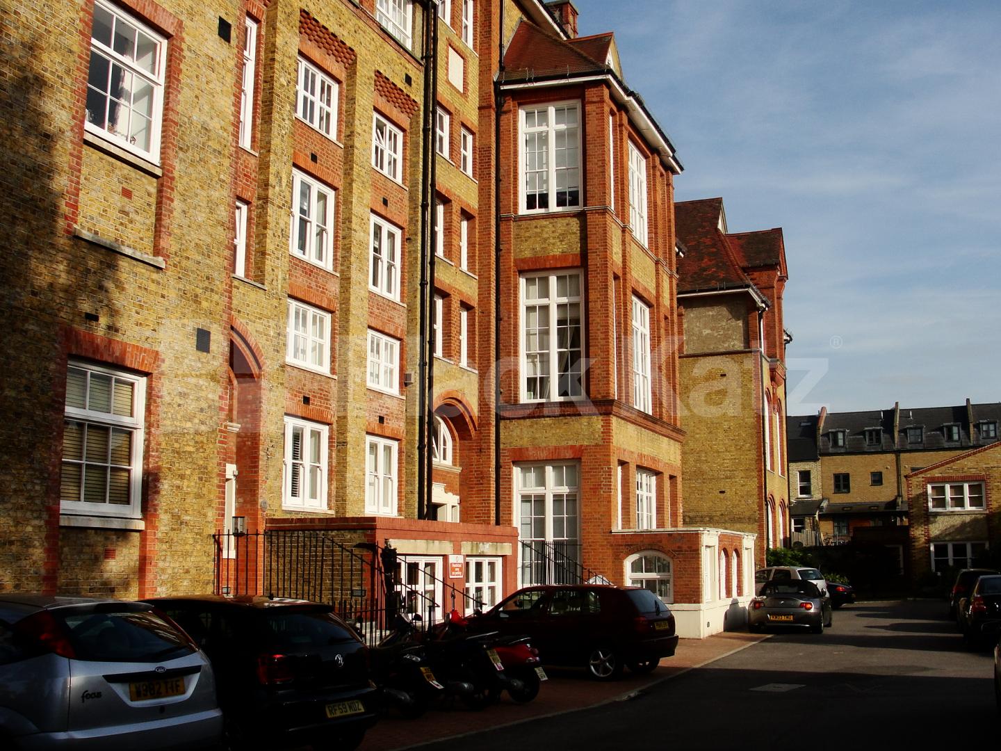 			1 Bedroom, 1 bath, 1 reception Flat			 Reed Place, Clapham